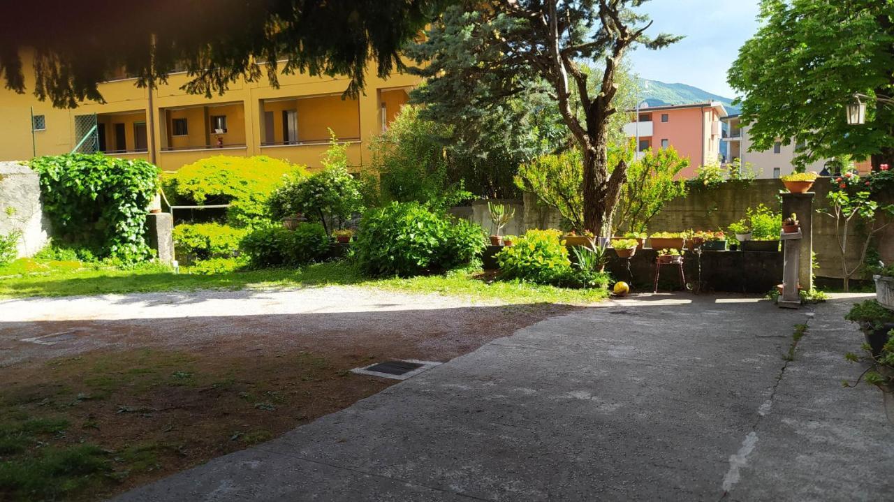 Il Giardino Dei Fiori Mandello del Lario Exterior foto